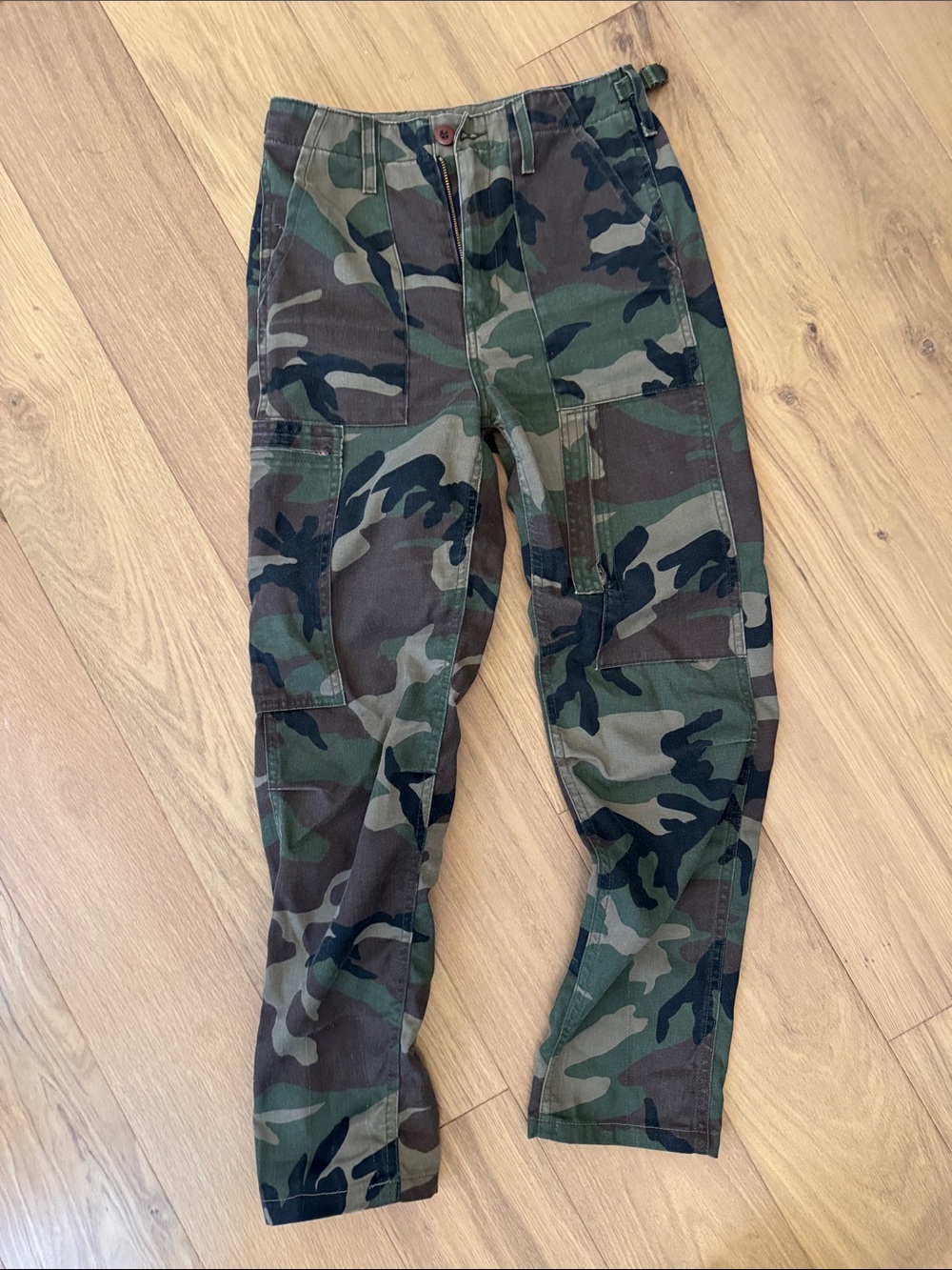 Re/Done Women's Camo Ankle Cargo Jeans - Green & Brown
